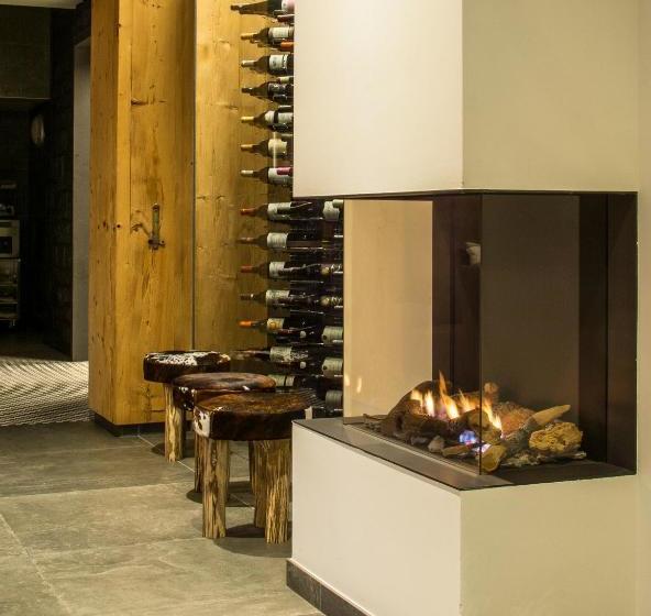 Au Cheval Blanc   Chalet De Montagne   20 Personnes