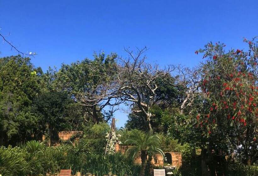 צימר Salt Rock Manor