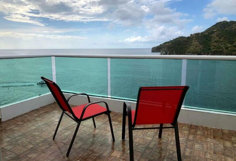 בית מלון כפרי Large Beach