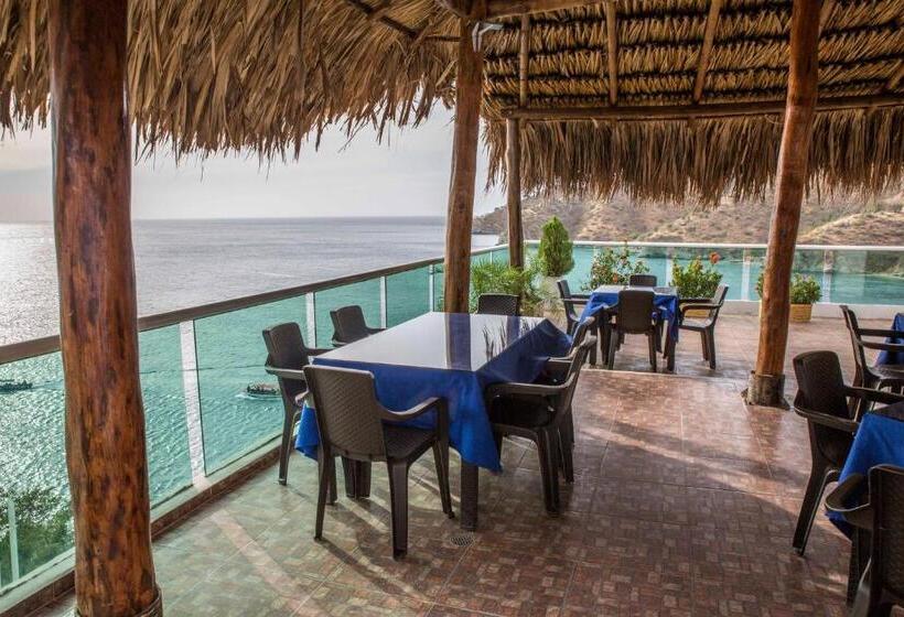 בית מלון כפרי Large Beach