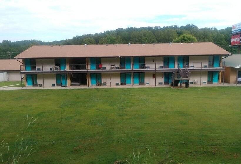 汽车旅馆  Blue Sky Inn  Veteran Owned, New Breakfast Area, Rennovated Rooms, 5 Plus Acres For You And Your Pet