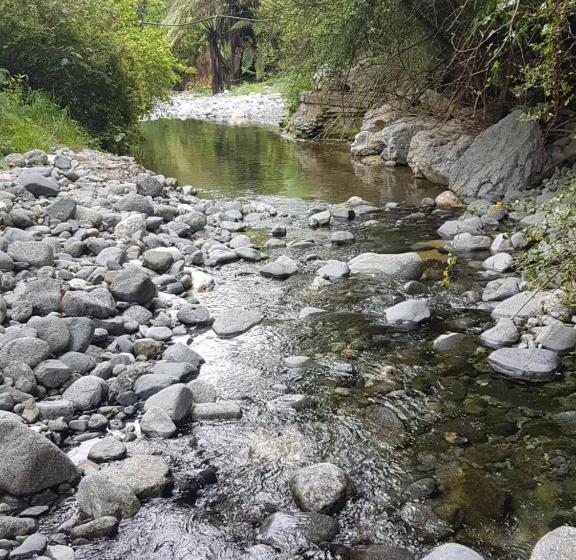 بنسيون Chalet Karaka