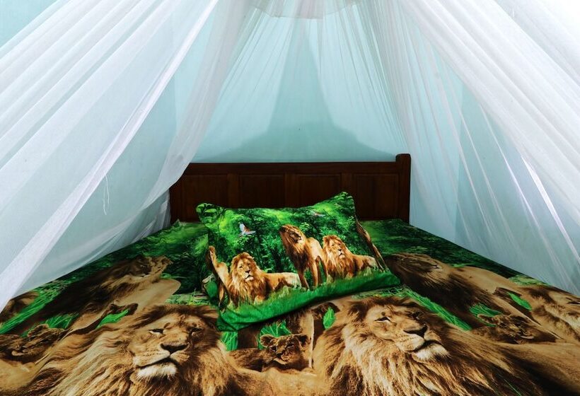 Пансион Fadhil Guest House