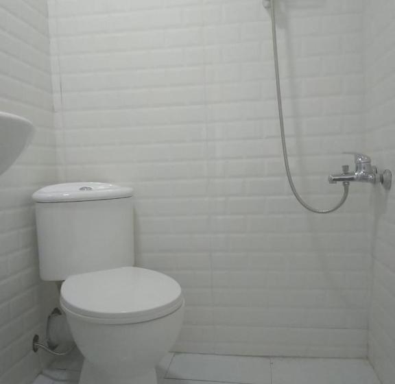 پانسیون Geno Guest House