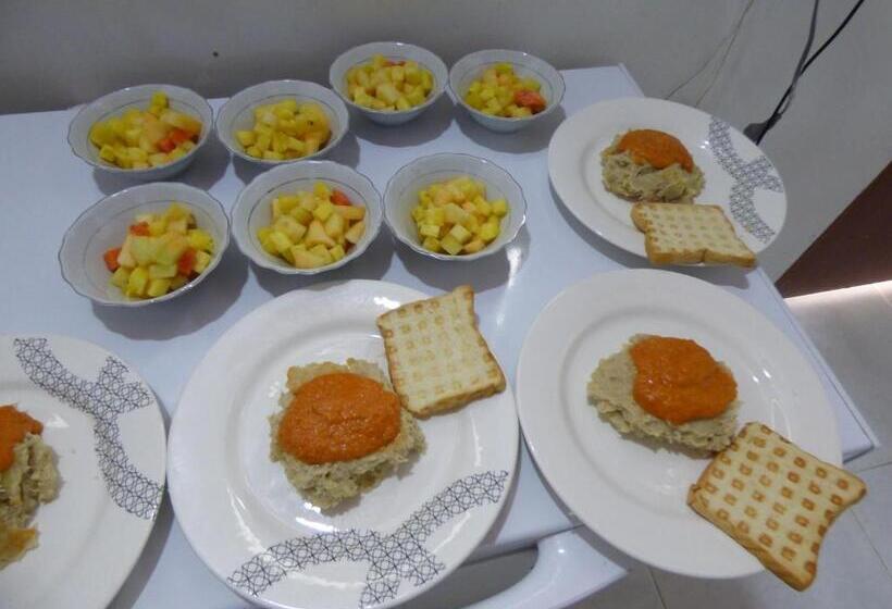 Пансион Hostal Alto De La Montaña