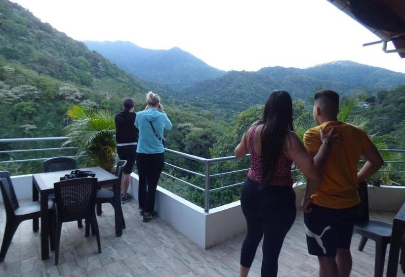 پانسیون Hostal Alto De La Montaña