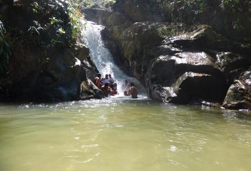 پانسیون Hostal Alto De La Montaña