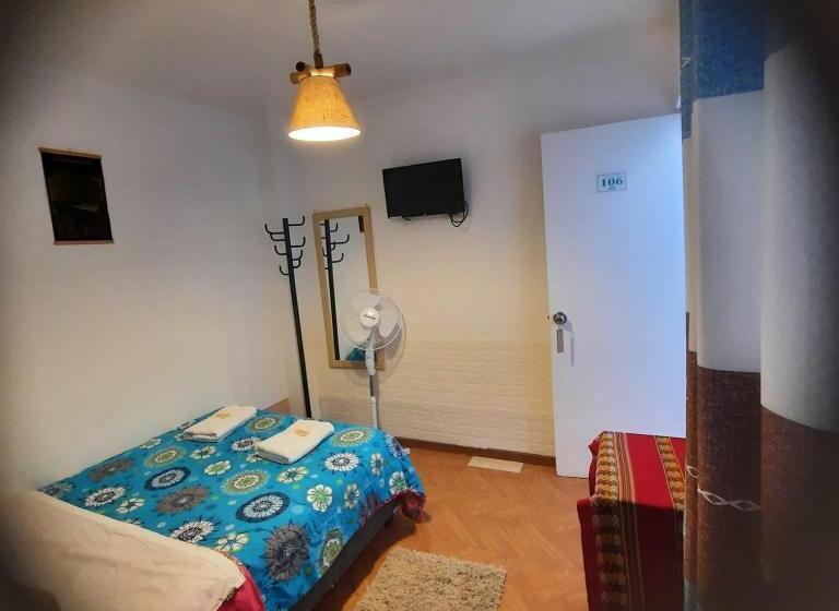 ペンション Hostal Brisa Marina