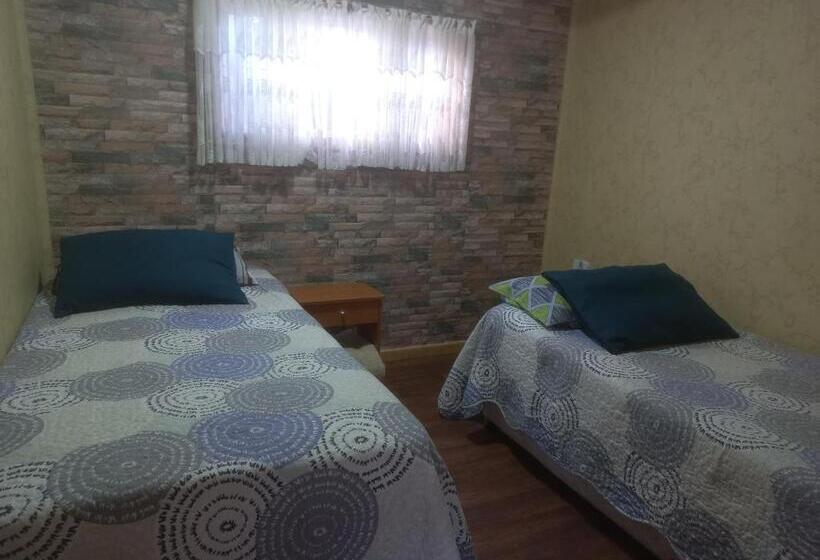 بنسيون Hostal Don Pedro