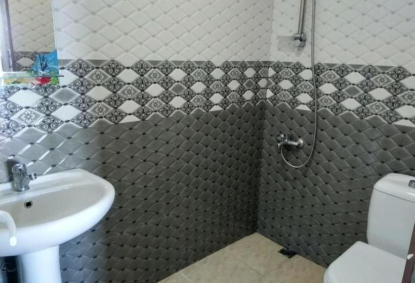 پانسیون Geno Guest House