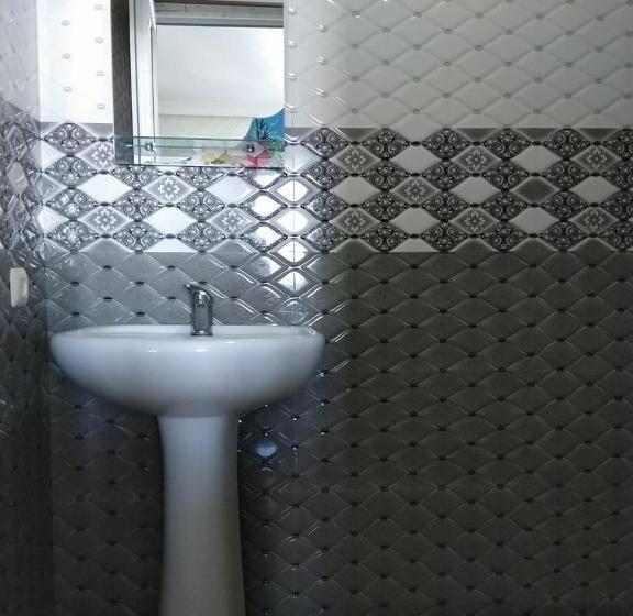 پانسیون Geno Guest House