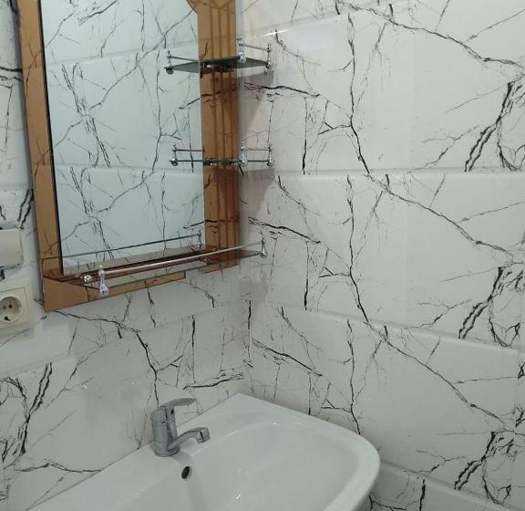 پانسیون Geno Guest House