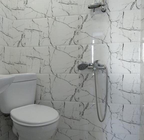 پانسیون Geno Guest House