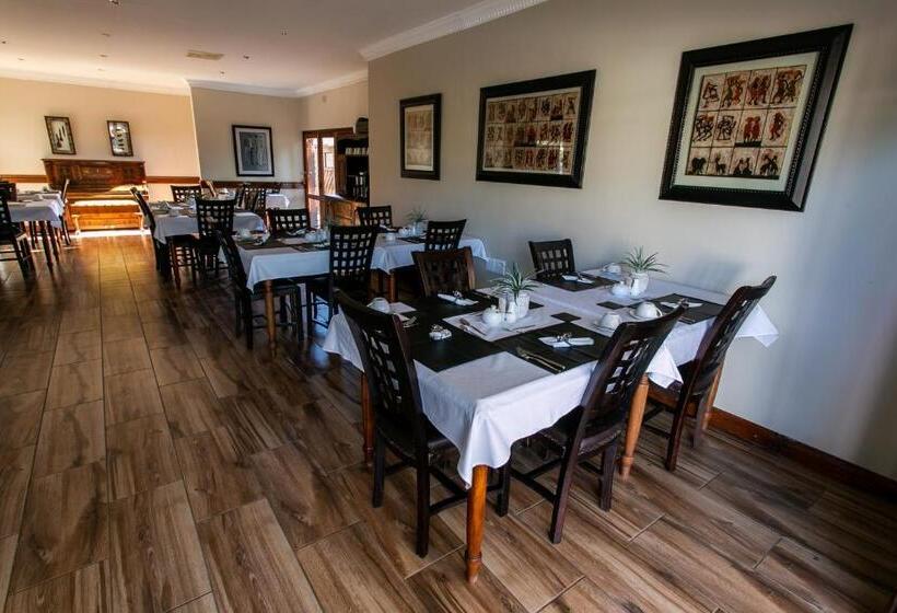 פנסיון Royl Court Guesthouse