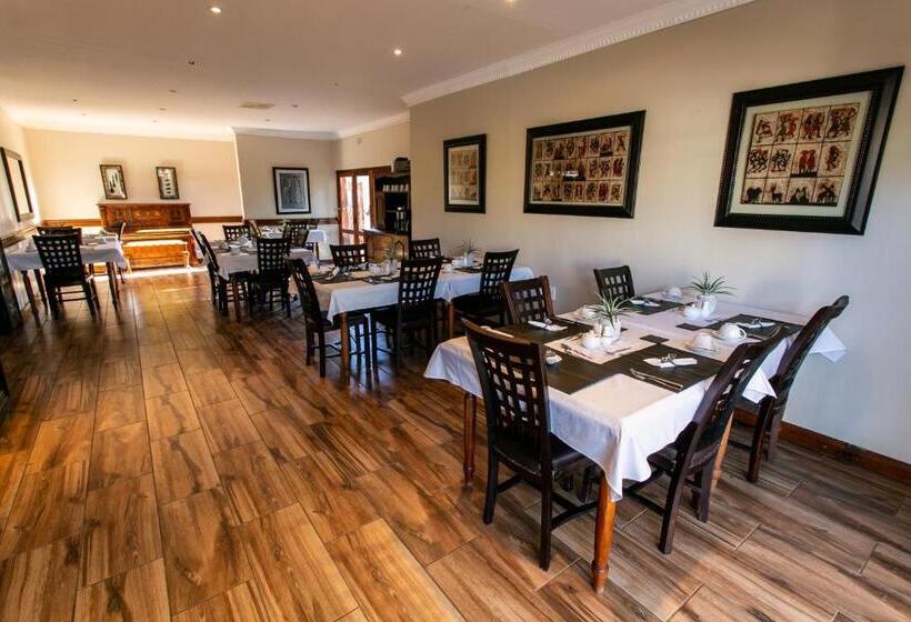 פנסיון Royl Court Guesthouse