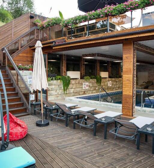 ペンション Zarevata Guest House