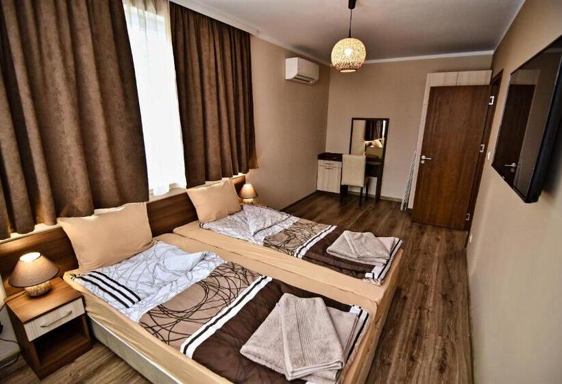 ペンション Zarevata Guest House