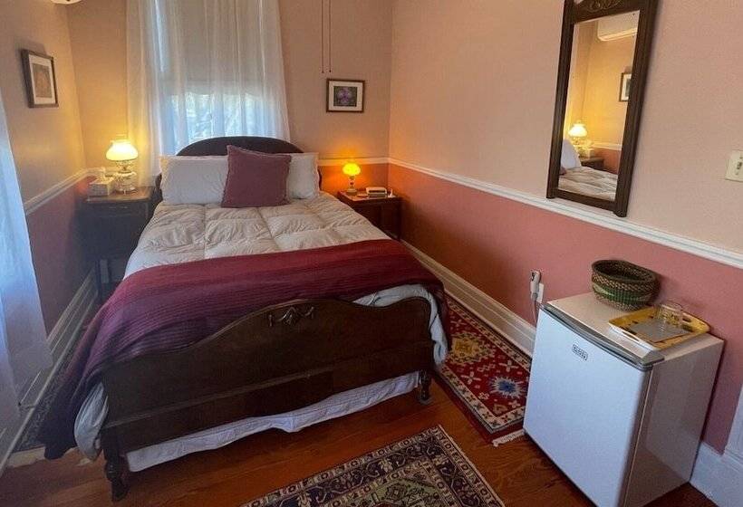 ベッドアンドブレックファースト The Grey Swan Inn Llc