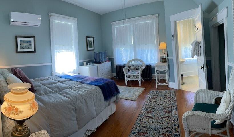 ベッドアンドブレックファースト The Grey Swan Inn Llc