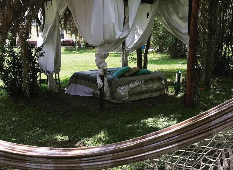 هتل Chacra La Escondida