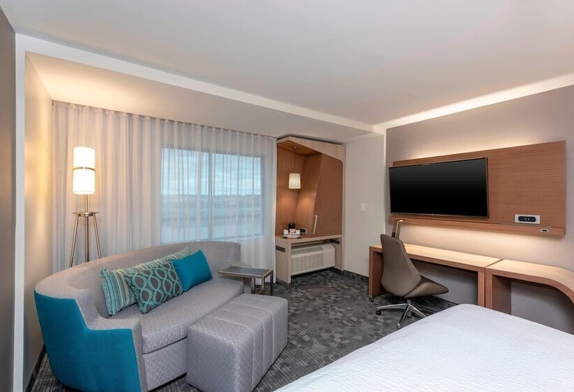 فندق Courtyard By Marriott Cleveland Elyria