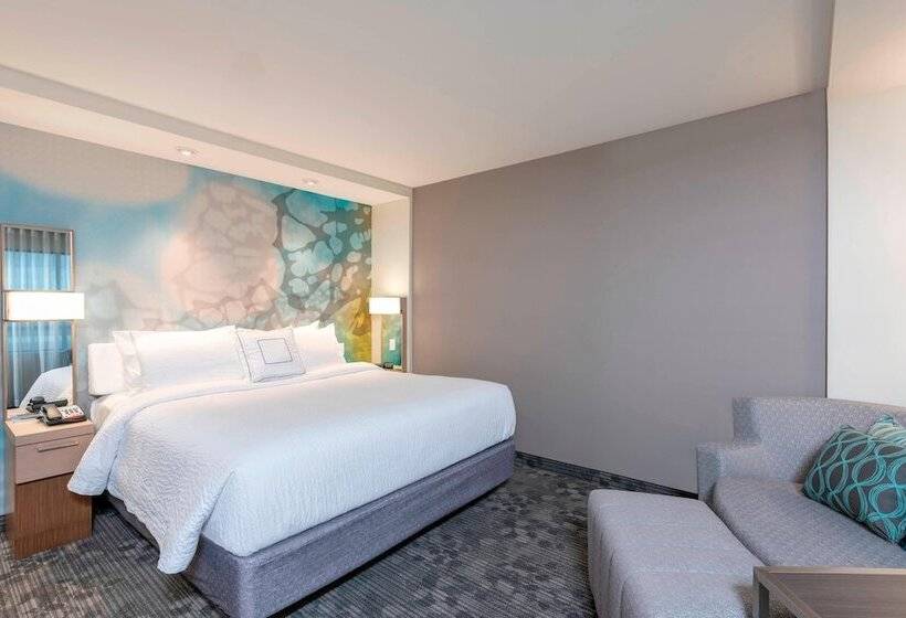 فندق Courtyard By Marriott Cleveland Elyria