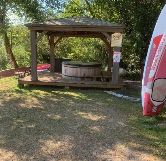 Mercer Lake Resort And Beach