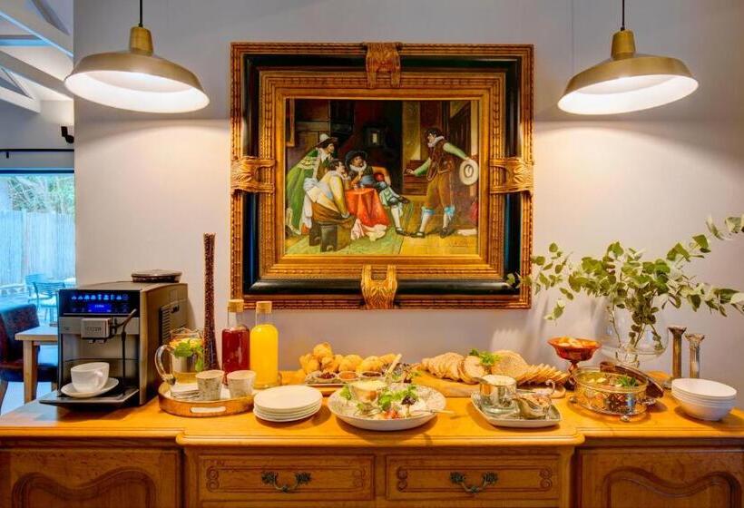 بنسيون Amour Guest House