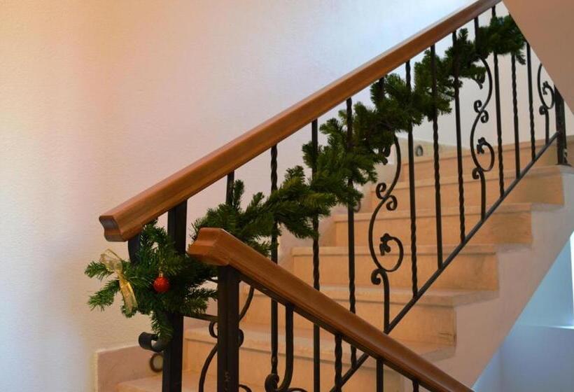 ペンション Horizont Dobrinishte