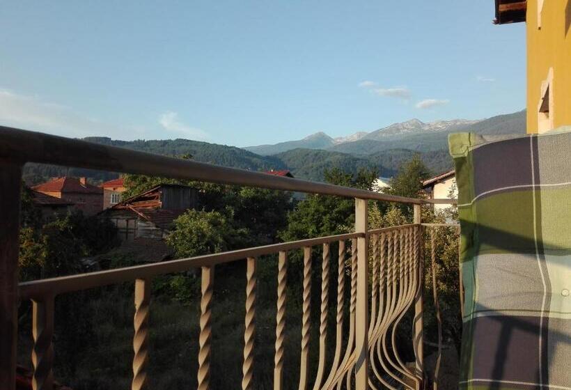 ペンション Horizont Dobrinishte