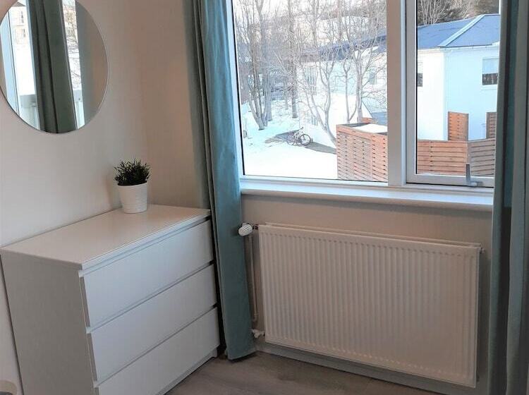 پانسیون Post Plaza Guesthouse