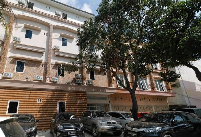 Пансион Reddoorz Plus Near Rs Royal Prima