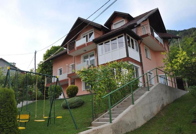 پانسیون Rezidenca Ervin