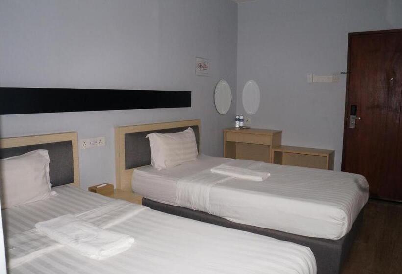 بنسيون Unikarya Lodge