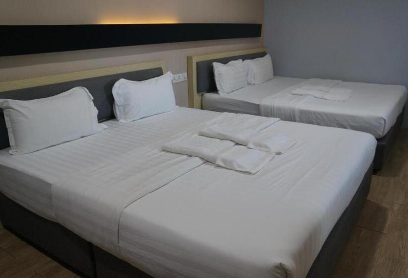 بنسيون Unikarya Lodge