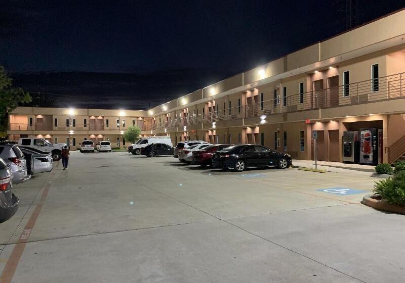 فندق صغير Crystal Inn  Sugarland