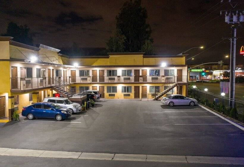 فندق على الطريق Starlight Inn South El Monte