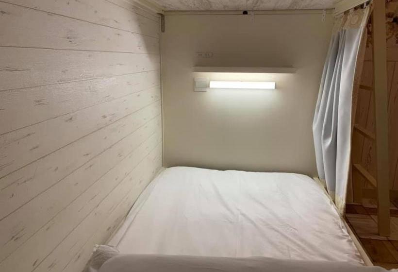 펜션 Family Hotel Hikaria