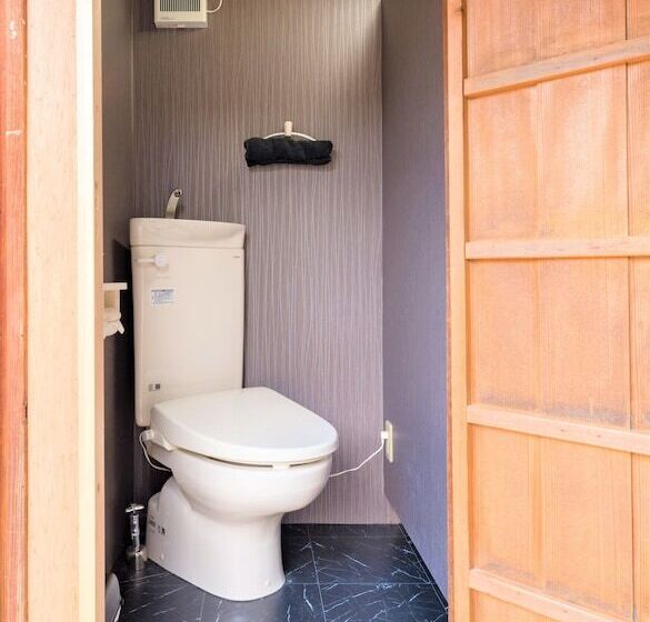 بنسيون Kyoto Classical House   Murasakian