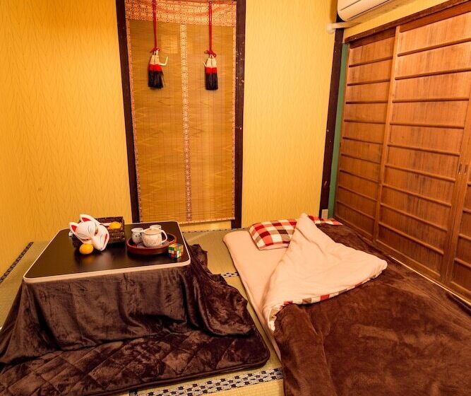 بنسيون Kyoto Classical House   Murasakian