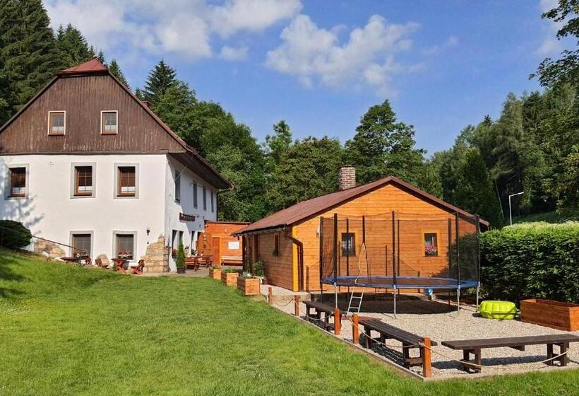 פנסיון Penzion čtyřlístek