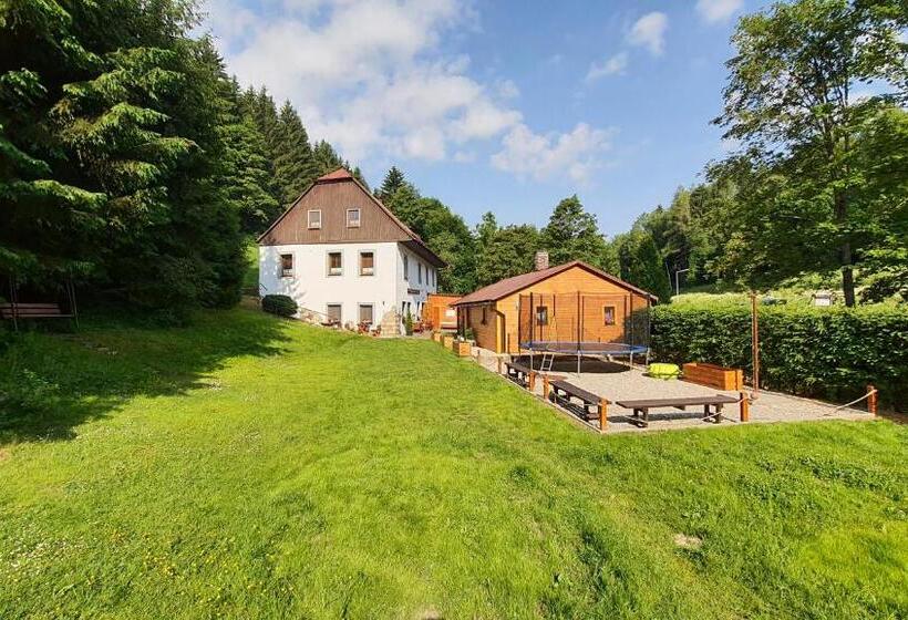 פנסיון Penzion čtyřlístek