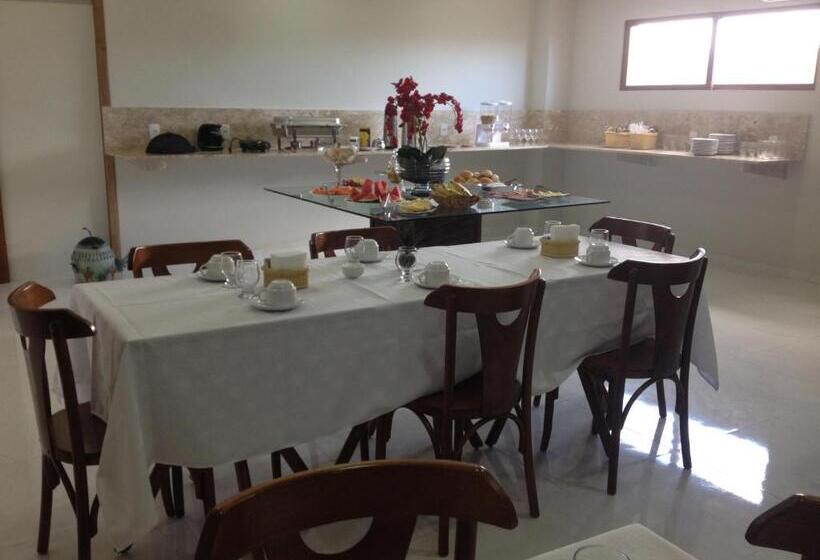 بنسيون Pousada Pedra Da Baleia