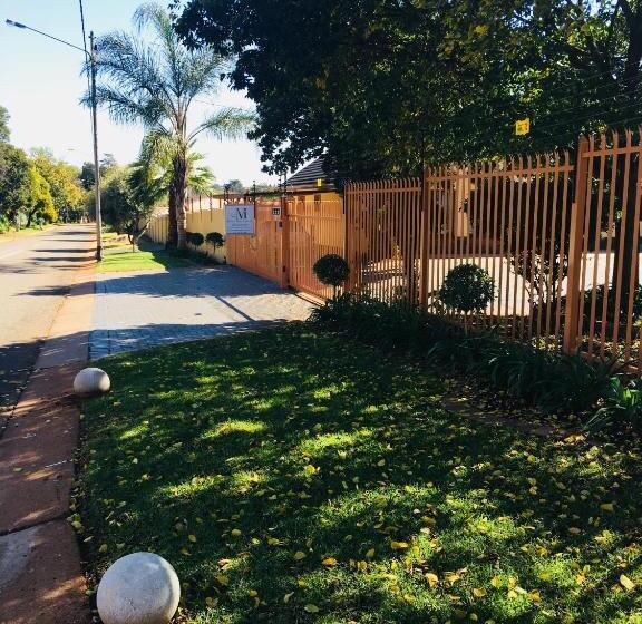 펜션 Riverton Manor