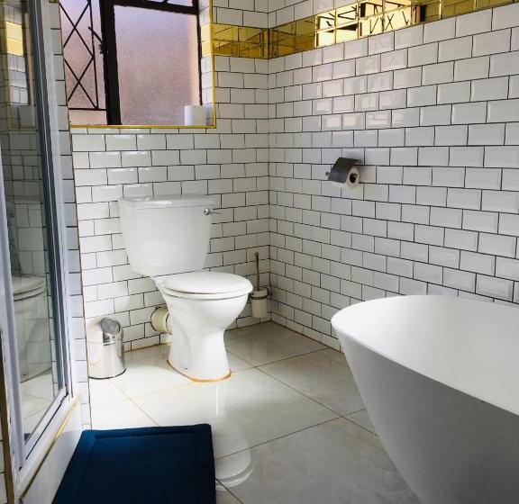 펜션 Riverton Manor