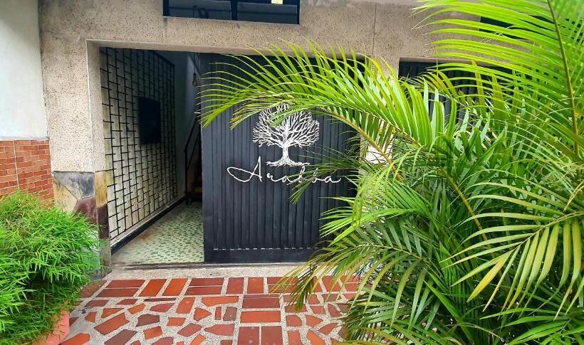 بنسيون Santiago Dc Hostal