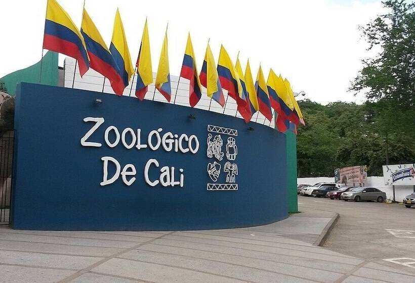 بنسيون Santiago Dc Hostal