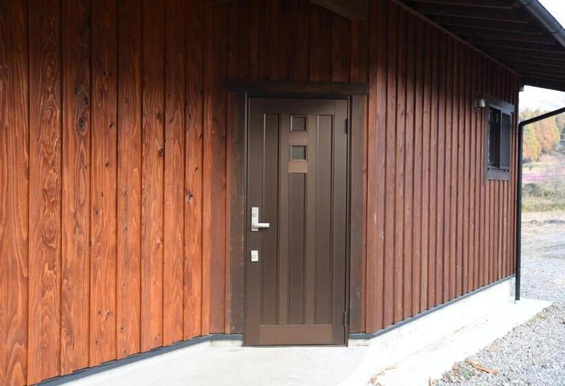 پانسیون Wakka