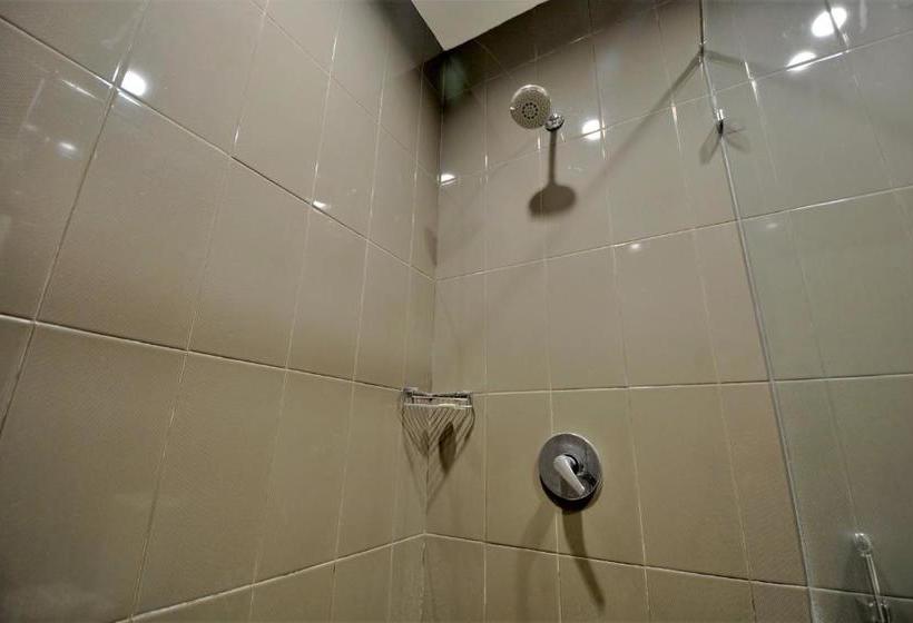 Пансион Zen Rooms Kebagusan Raya 21