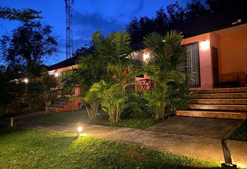 리조트 Bannsuan Amaleena